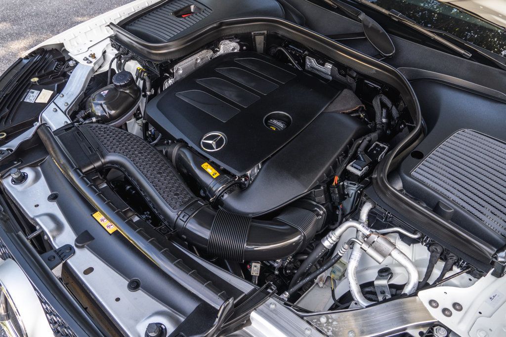 2022 Mercedes Benz GLC 300 4MATIC Coupe photo 29
