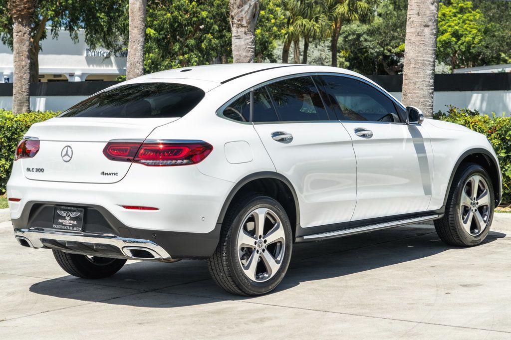 2022 Mercedes Benz GLC 300 4MATIC Coupe photo 7
