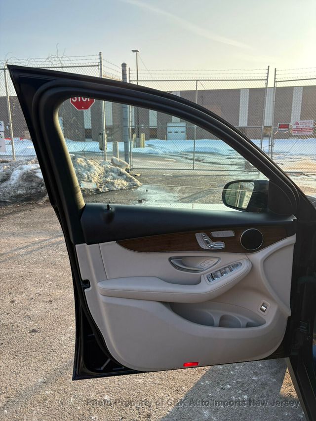 2022 Mercedes-Benz GLC GLC 300 4MATIC,PREMIUM PACKAGE,PANORAMA SUNROOF - 22982342 - 19