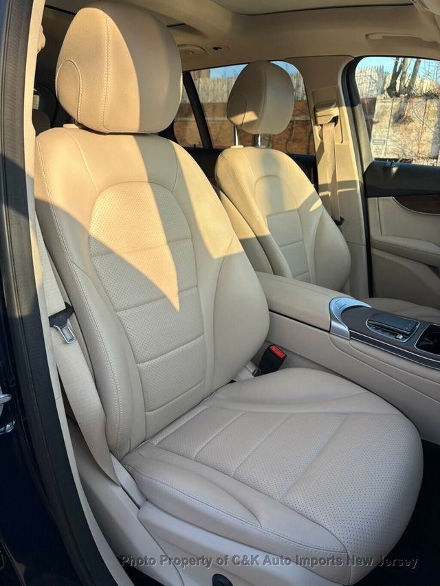 2022 Mercedes-Benz GLC GLC 300 4MATIC,PREMIUM PACKAGE,PANORAMA SUNROOF - 22982342 - 28