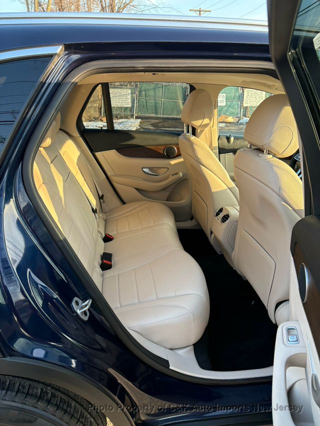 2022 Mercedes-Benz GLC GLC 300 4MATIC,PREMIUM PACKAGE,PANORAMA SUNROOF - 22982342 - 31