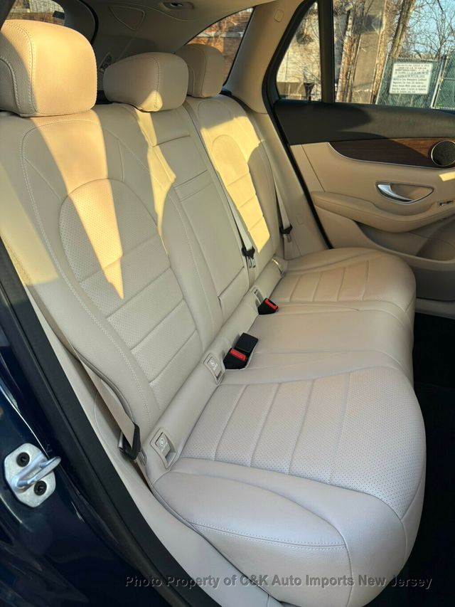 2022 Mercedes-Benz GLC GLC 300 4MATIC,PREMIUM PACKAGE,PANORAMA SUNROOF - 22982342 - 32
