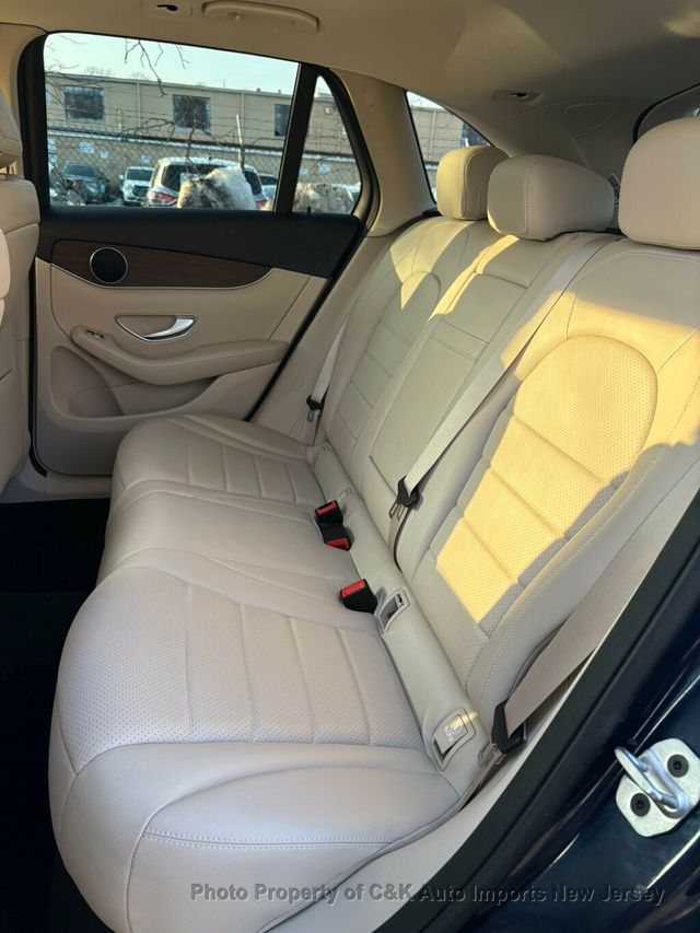 2022 Mercedes-Benz GLC GLC 300 4MATIC,PREMIUM PACKAGE,PANORAMA SUNROOF - 22982342 - 36