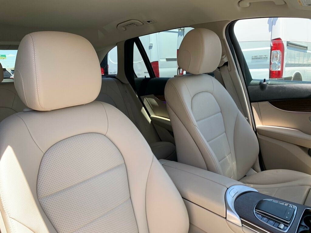 2022 Mercedes-Benz GLC GLC 300 4MATIC SUV - 23035276 - 21