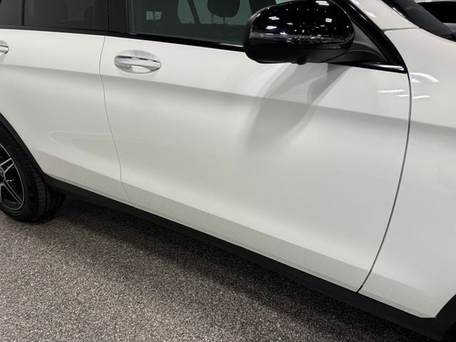 2022 Mercedes-Benz GLC GLC 300 4MATIC SUV - 22987858 - 4
