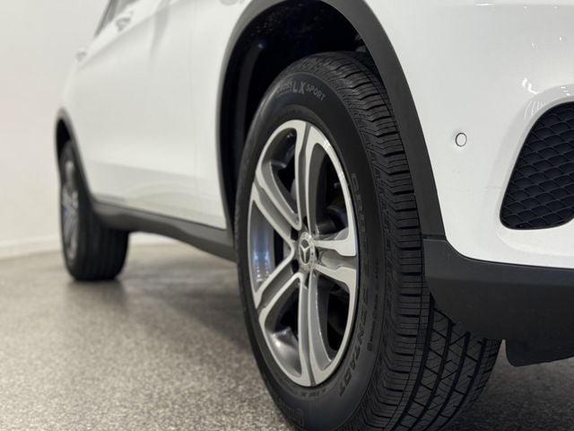 2022 Mercedes-Benz GLC GLC 300 4MATIC SUV - 23046093 - 25