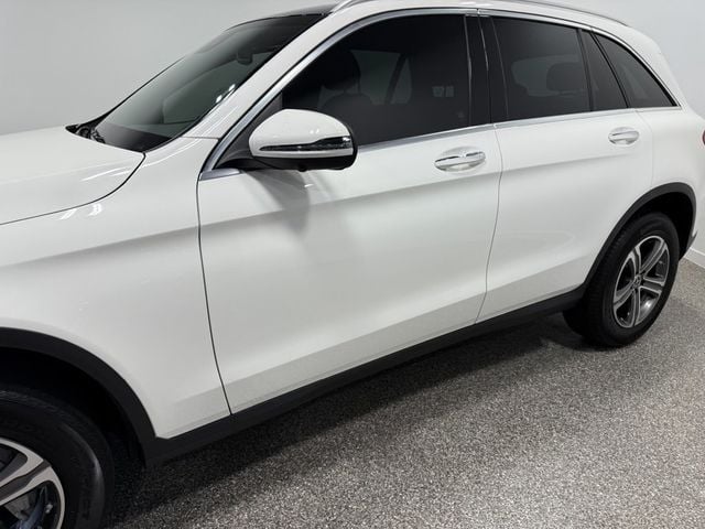 2022 Mercedes-Benz GLC GLC 300 4MATIC SUV - 23046093 - 3