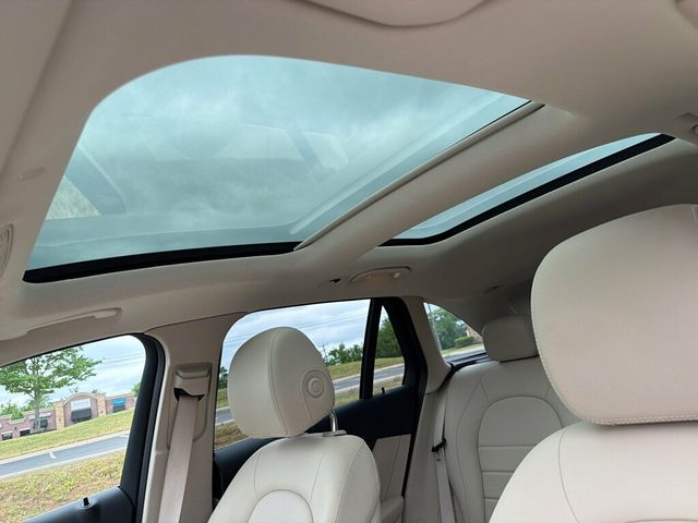 2022 Mercedes-Benz GLC GLC 300 4MATIC SUV - 23020233 - 21