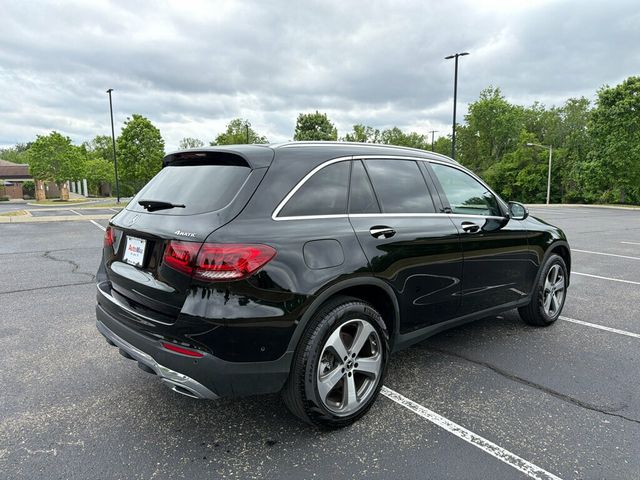 2022 Mercedes-Benz GLC GLC 300 4MATIC SUV - 23020233 - 3