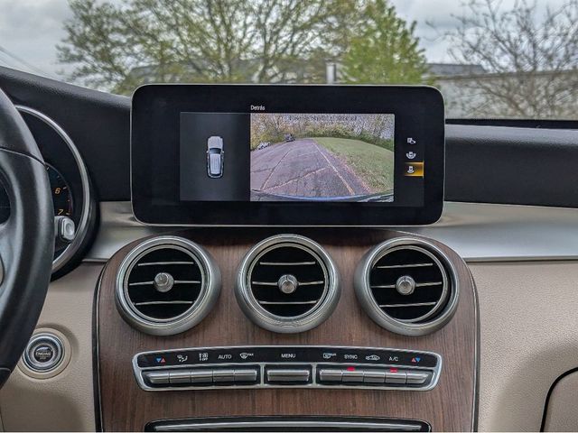 2022 Mercedes-Benz GLC GLC 300 4MATIC SUV - 23014112 - 22