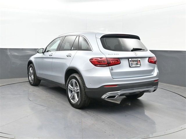 2022 Mercedes Benz GLC 300 4MATIC photo 3