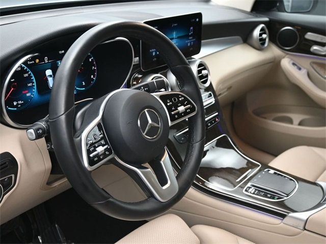 2022 Mercedes Benz GLC 300 4MATIC photo 4