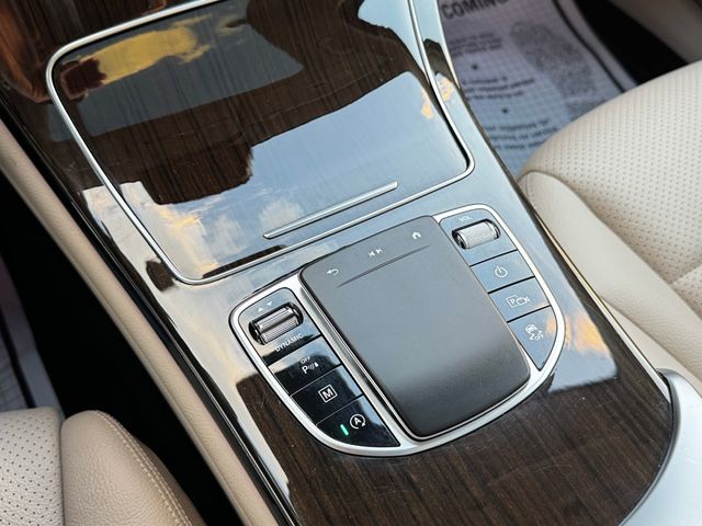 2022 Mercedes-Benz GLC GLC 300 4MATIC SUV - 22960008 - 13