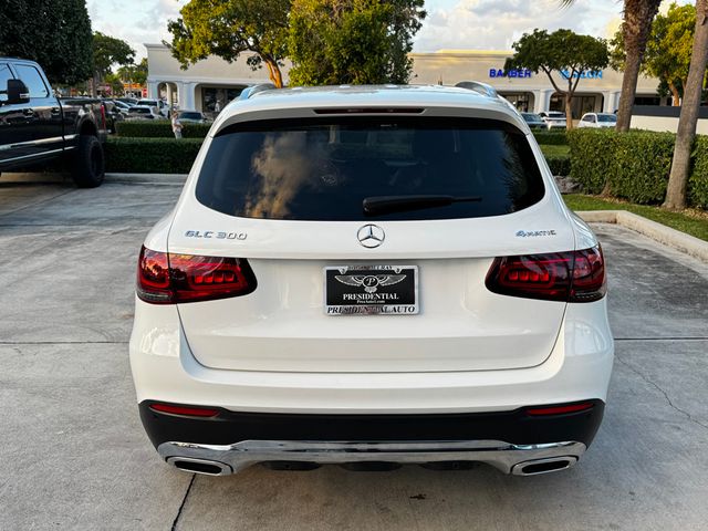 2022 Mercedes-Benz GLC GLC 300 4MATIC SUV - 22960008 - 4