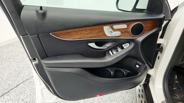 2022 Mercedes-Benz GLC GLC 300 4MATIC SUV w/ Driver Assistance Pkg, Multimedia Pkg Lite - 22953441 - 9