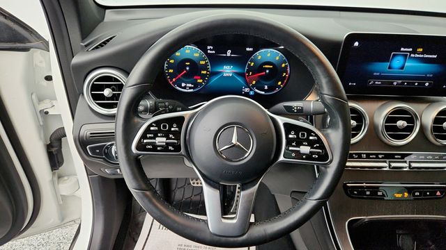 2022 Mercedes-Benz GLC GLC 300 4MATIC SUV with AMG Line Pkg, Pano Sunroof & 20'' Wheels - 22955013 - 12