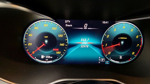 2022 Mercedes-Benz GLC GLC 300 4MATIC SUV with AMG Line Pkg, Pano Sunroof & 20'' Wheels - 22955013 - 13