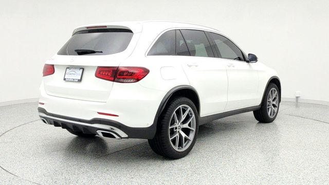 2022 Mercedes-Benz GLC GLC 300 4MATIC SUV with AMG Line Pkg, Pano Sunroof & 20'' Wheels - 22955013 - 4