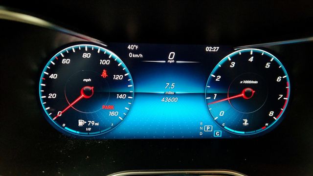 2022 Mercedes-Benz GLC GLC 300 4MATIC SUV w/ Panorama Sunroof & Premium Package Lite - 22953825 - 12