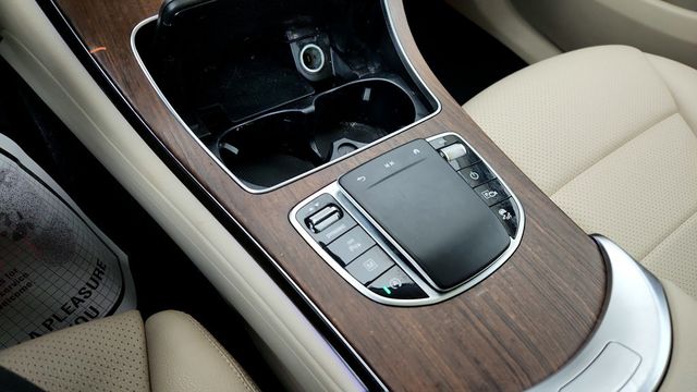 2022 Mercedes-Benz GLC GLC 300 4MATIC SUV w/ Panorama Sunroof & Premium Package Lite - 22953825 - 14