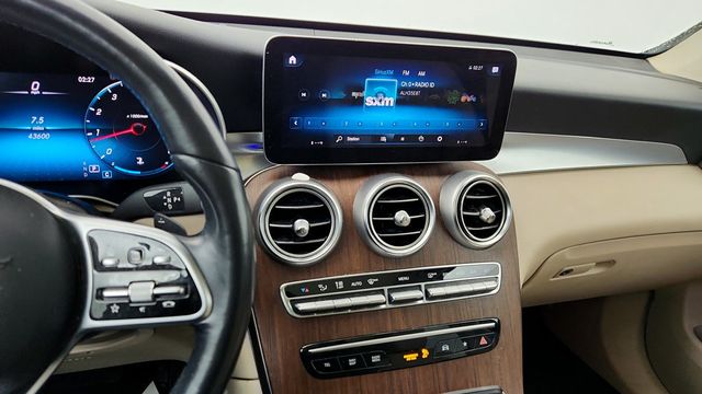 2022 Mercedes-Benz GLC GLC 300 4MATIC SUV w/ Panorama Sunroof & Premium Package Lite - 22953825 - 15
