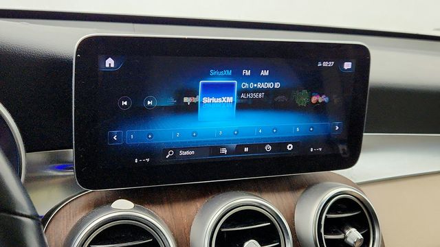 2022 Mercedes-Benz GLC GLC 300 4MATIC SUV w/ Panorama Sunroof & Premium Package Lite - 22953825 - 16