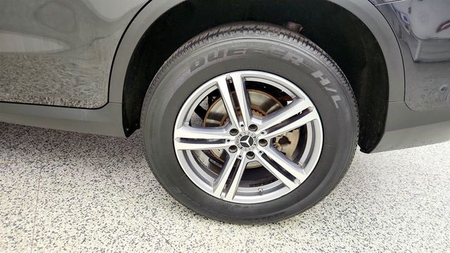 2022 Mercedes-Benz GLC GLC 300 4MATIC SUV w/ Panorama Sunroof & Premium Package Lite - 23009133 - 8