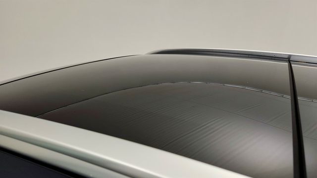 2022 Mercedes-Benz GLC GLC 300 4MATIC SUV w/ Panorama Sunroof & Premium Pkg Lite - 23038809 - 9