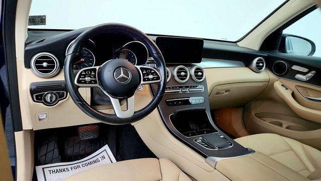 2022 Mercedes-Benz GLC GLC 300 4MATIC SUV w/ Panorama Sunroof & Premium Pkg Lite - 23038809 - 11