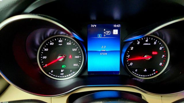 2022 Mercedes-Benz GLC GLC 300 4MATIC SUV w/ Panorama Sunroof & Premium Pkg Lite - 23038809 - 13