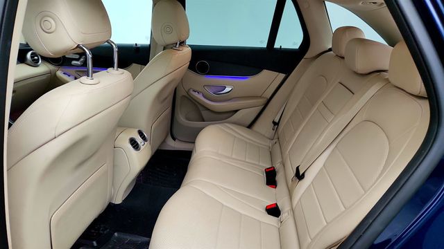 2022 Mercedes-Benz GLC GLC 300 4MATIC SUV w/ Panorama Sunroof & Premium Pkg Lite - 23038809 - 20