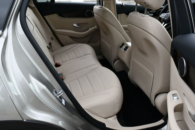 2022 Mercedes-Benz GLC GLC 300 RWD 4-Door SUV W/Premium Lite Package - 22969037 - 17