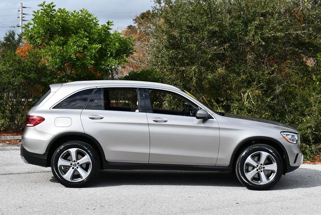 2022 Mercedes-Benz GLC GLC 300 RWD 4-Door SUV W/Premium Lite Package - 22969037 - 33