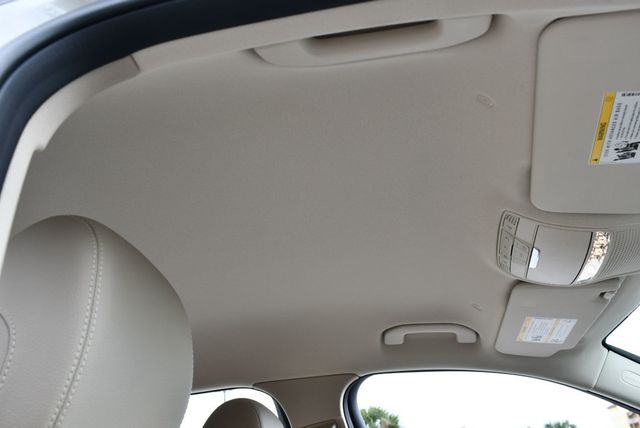 2022 Mercedes-Benz GLC GLC 300 RWD 4-Door SUV W/Premium Lite Package - 22969037 - 53