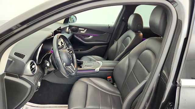2022 Mercedes-Benz GLC GLC 300 RWD w/ Premium Package Lite, Panorama Roof & Surround Vi - 23090475 - 17