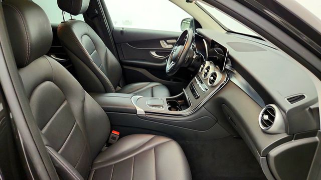 2022 Mercedes-Benz GLC GLC 300 RWD w/ Premium Pkg Lite, Panorama Roof & Surround View - 23090475 - 21