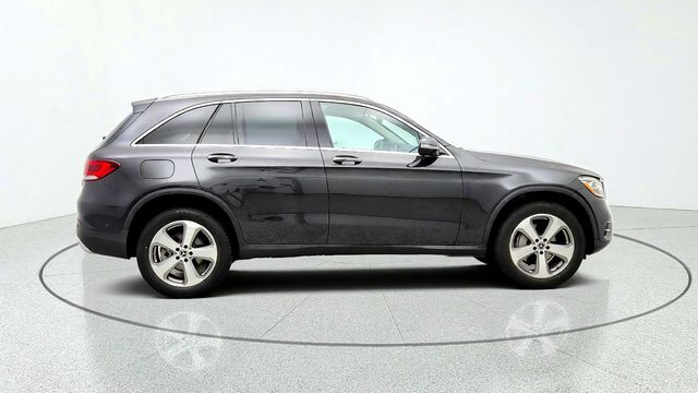2022 Mercedes-Benz GLC GLC 300 RWD w/ Premium Pkg Lite, Panorama Roof & Surround View - 23090475 - 3