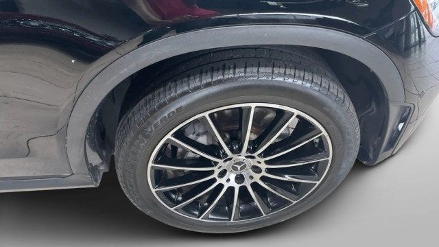 2022 Mercedes-Benz GLC GLC 300 SUV - 23000558 - 21