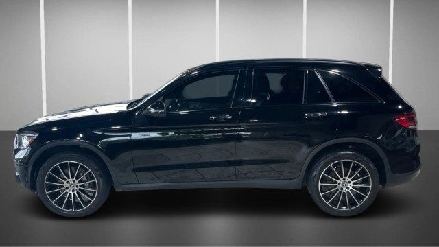 2022 Mercedes-Benz GLC GLC 300 SUV - 23000558 - 4