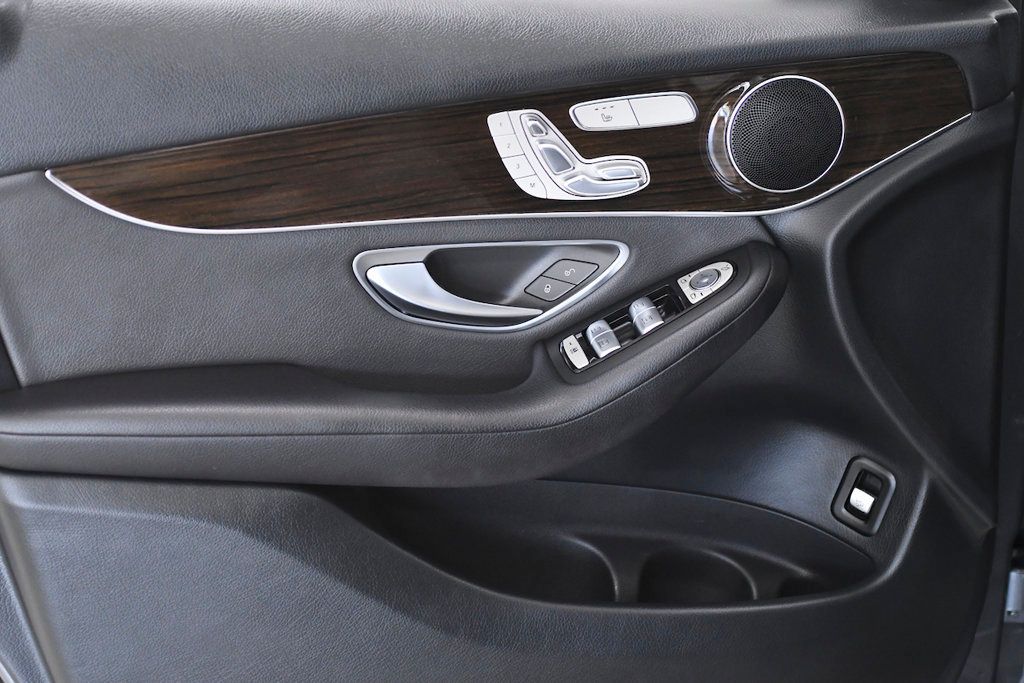2022 Mercedes-Benz GLC GLC 300 SUV - 22365577 - 8
