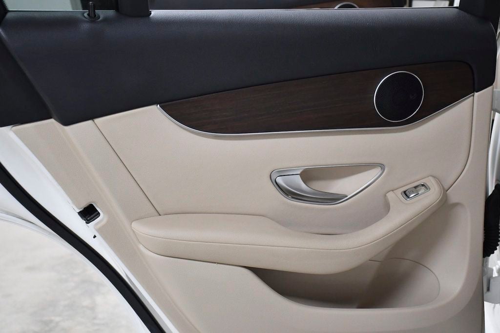 2022 Mercedes-Benz GLC GLC 300 SUV - 23068844 - 10