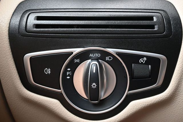 2022 Mercedes-Benz GLC GLC 300 SUV - 23038682 - 23