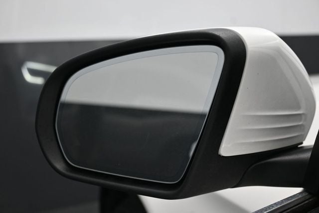 2022 Mercedes-Benz GLC GLC 300 SUV - 23039304 - 3