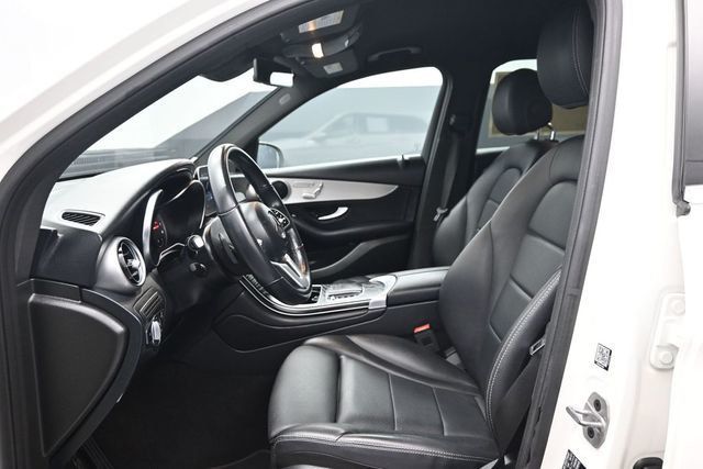 2022 Mercedes-Benz GLC GLC 300 SUV - 23039304 - 5
