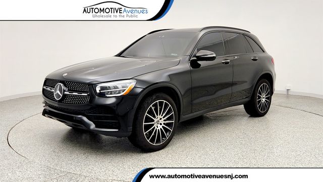 2022 Mercedes-Benz GLC GLC 300 SUV w/ AMG Line Pkg, Panorama Sunroof & 20'' AMG Wheels - 23006892 - 0