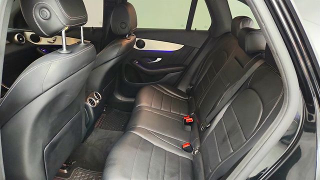 2022 Mercedes-Benz GLC GLC 300 SUV w/ AMG Line Pkg, Panorama Sunroof & 20'' AMG Wheels - 23006892 - 20