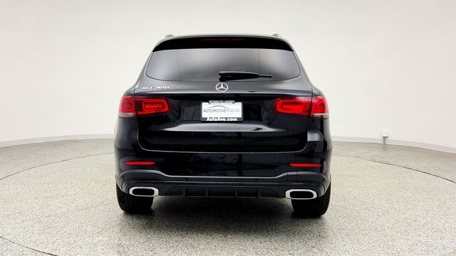 2022 Mercedes-Benz GLC GLC 300 SUV w/ AMG Line Pkg, Panorama Sunroof & 20'' AMG Wheels - 23006892 - 5