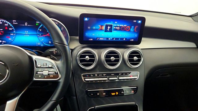 2022 Mercedes-Benz GLC GLC 300 SUV w/ Panorama Sunroof, 12.3'' Digital Instrument Panel - 23009131 - 16