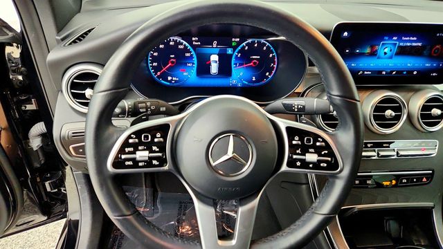 2022 Mercedes-Benz GLC GLC 300 SUV w/ Panorama Sunroof & Digital Instrument Cluster - 23081102 - 12