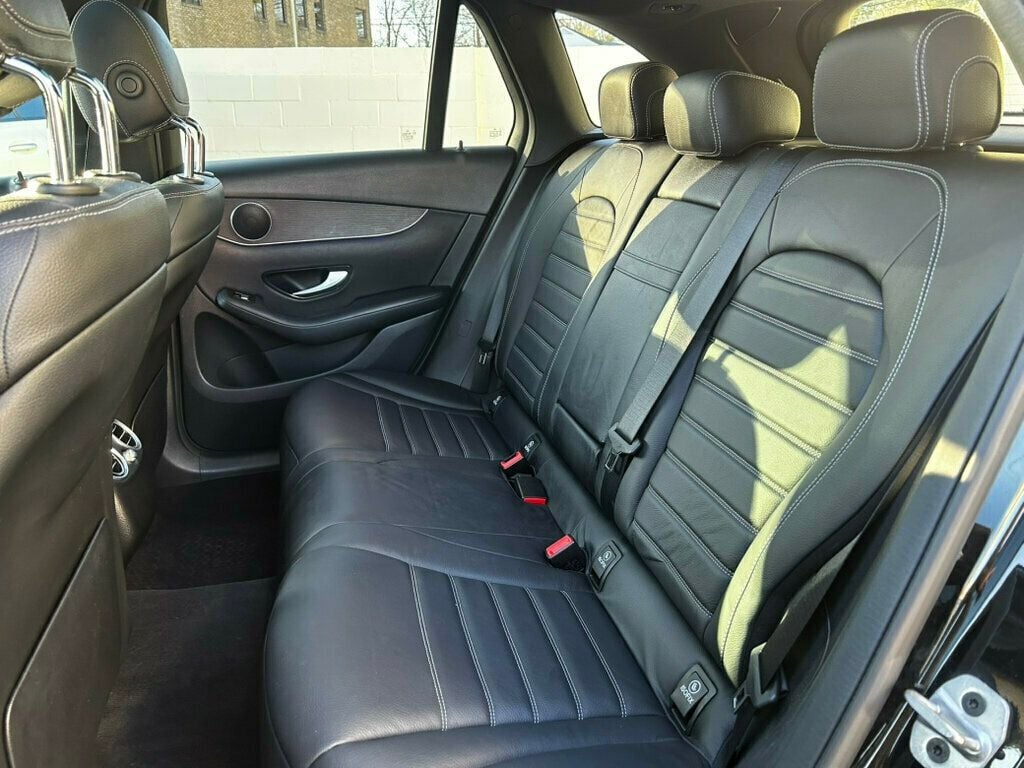 2022 Mercedes-Benz GLC LocalTrade/4MATIC/DriverAssistancePkg/PremiumPlusPkg/NAV - 22965206 - 12